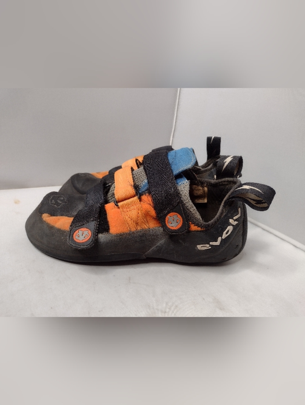 Evolv Mens Shaman Pro Rock Climbing Shoe 10.5 Orange S3